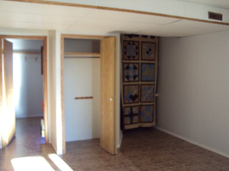 323 Centennial Dr S - Photo 2 of 12