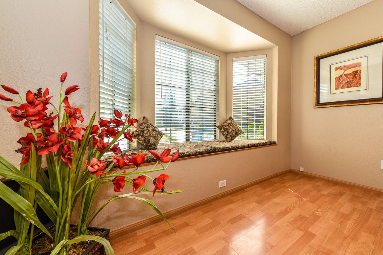 7235 Sleepy Creek Dr - Photo 2 of 11