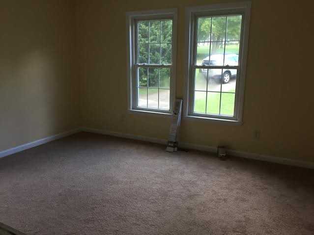 222 Kinview Dr - Photo 2 of 2