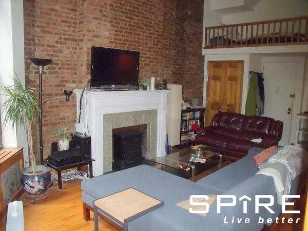 2 W 74th St - Photo 3 of 8