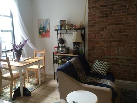 311 12th St PARLOR - Photo 2 of 5