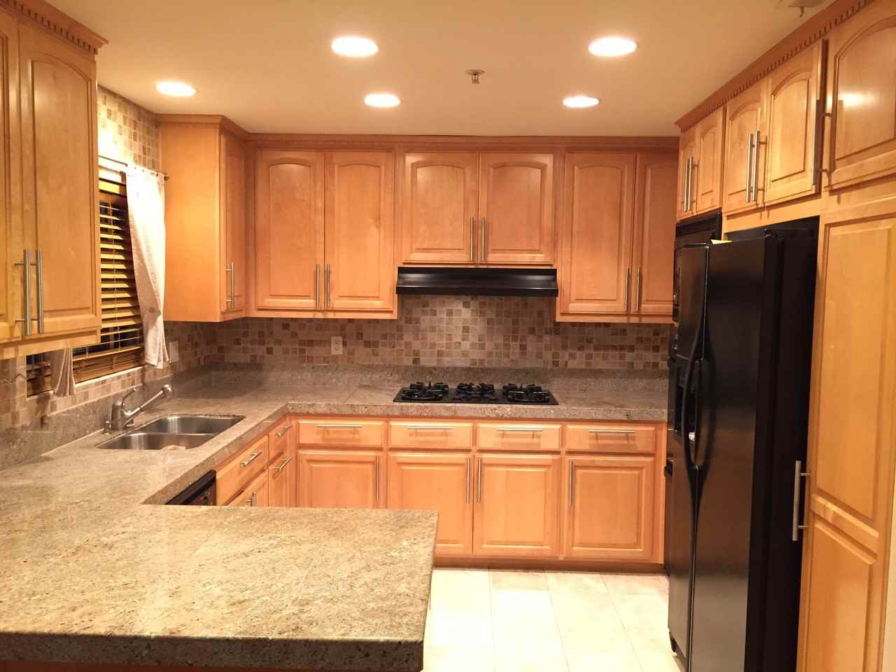 2420 Carnegie Ln - Photo 2 of 8