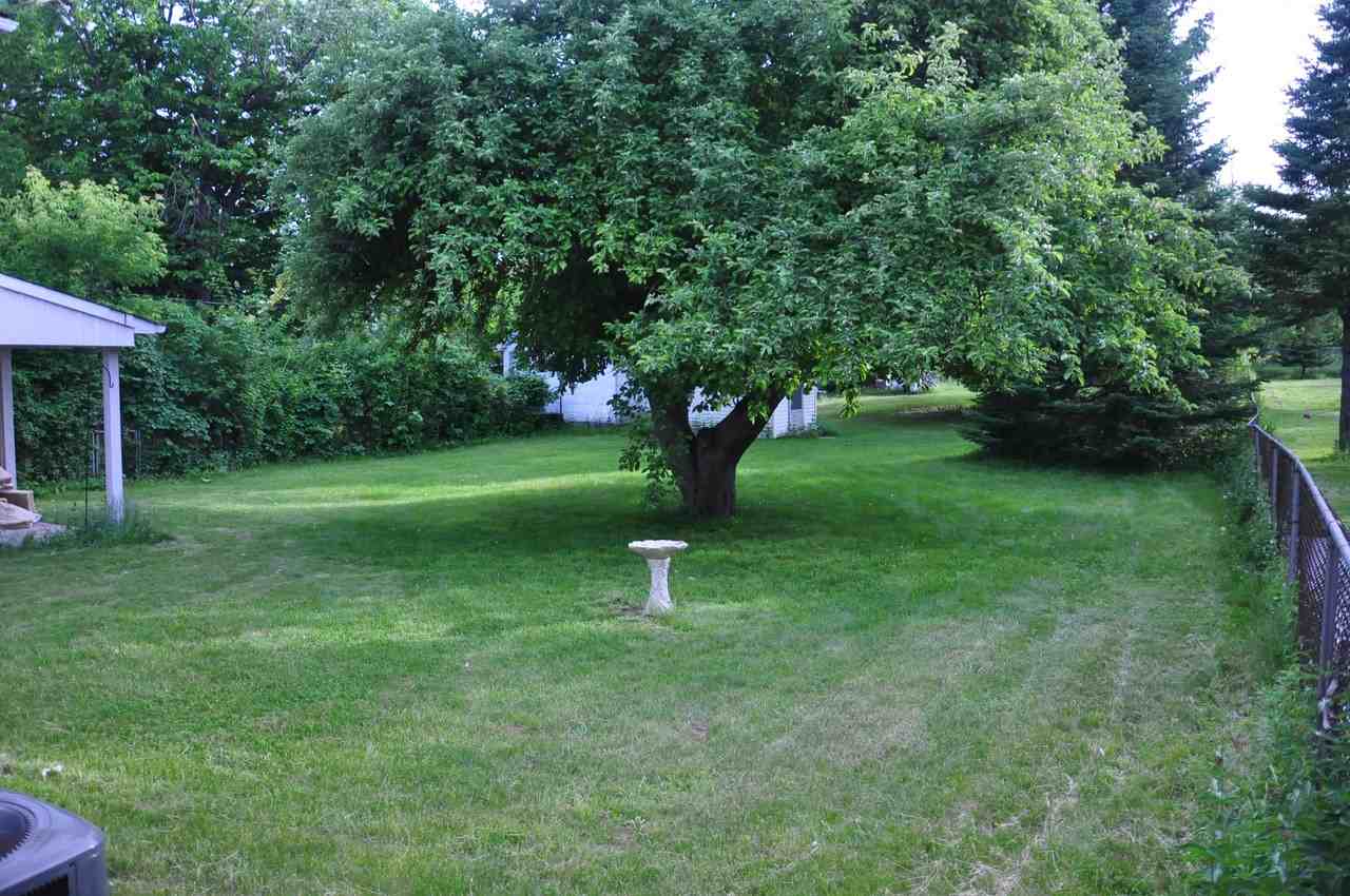 330 Conlins Rd - Photo 3 of 8