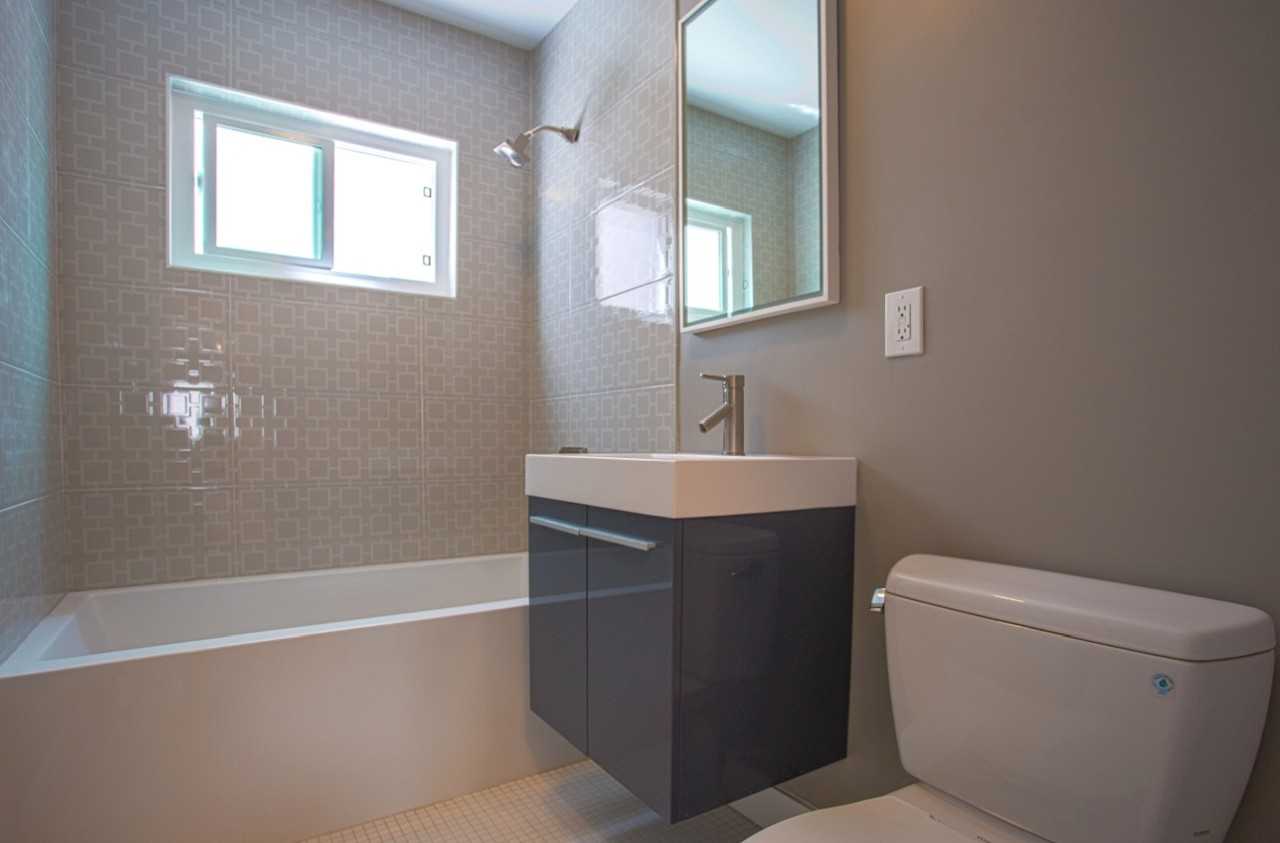 738 Huston St #5 - Photo 2 of 4