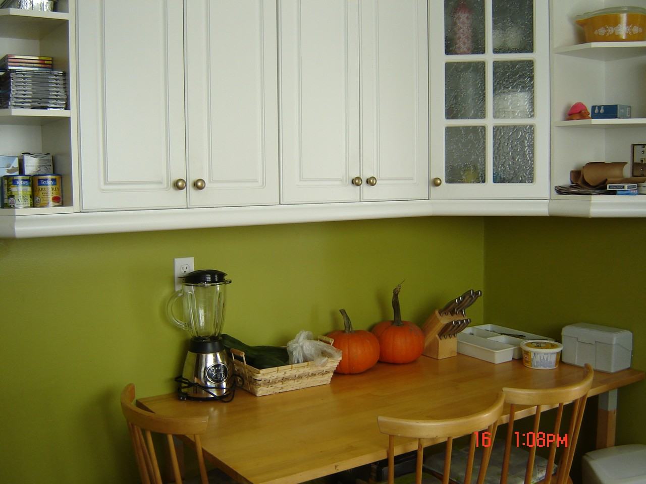 2076 St Laurent Blvd - Photo 3 of 4