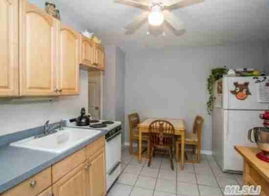 3 N Lewis Ave - Photo 2 of 6