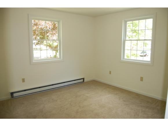 185 Corning Rd - Photo 2 of 5