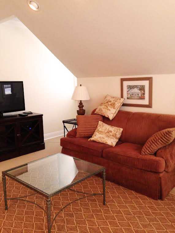 3027 Chestnut St - Photo 2 of 11