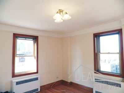 57 Pineapple St - Photo 3 of 6
