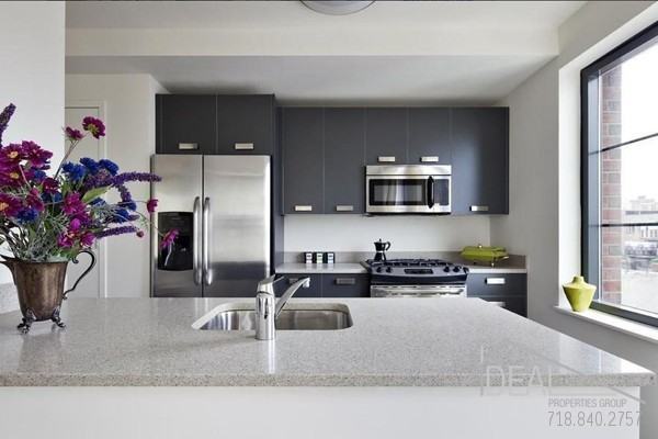 17 Dunham Pl - Photo 3 of 4