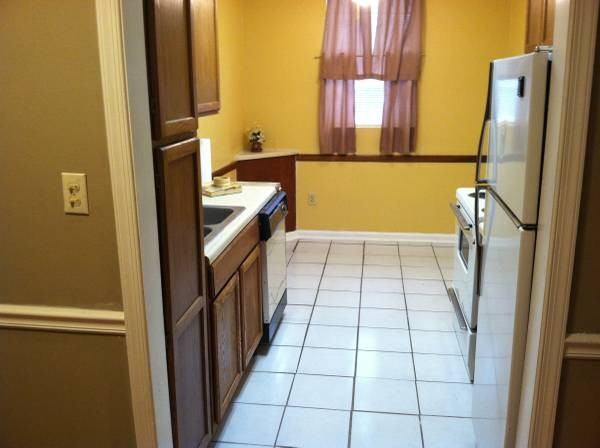 526 Edisto St - Photo 3 of 5