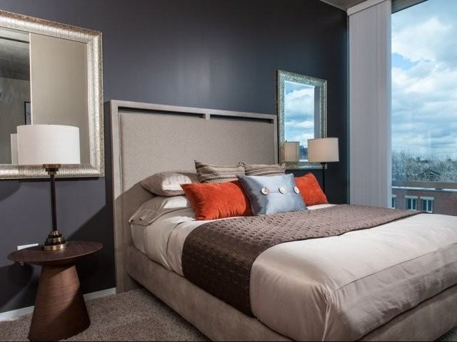 1401 S State St - Photo 2 of 5