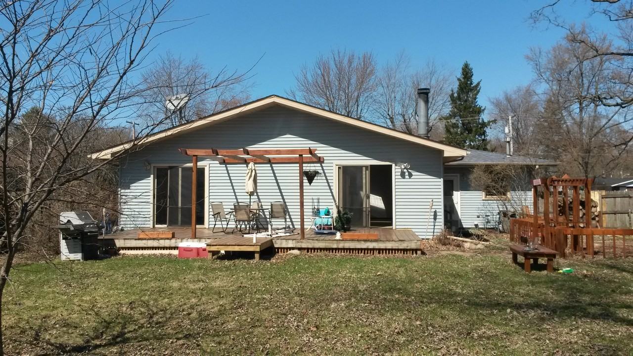 5245 Stone Ave - Photo 3 of 7