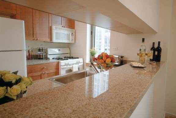 45 W 33rd St - Photo 2 of 3