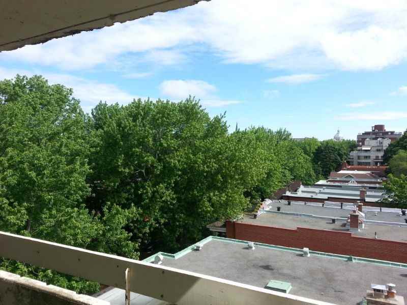 190 Avenue Willowdale - Photo 2 of 4