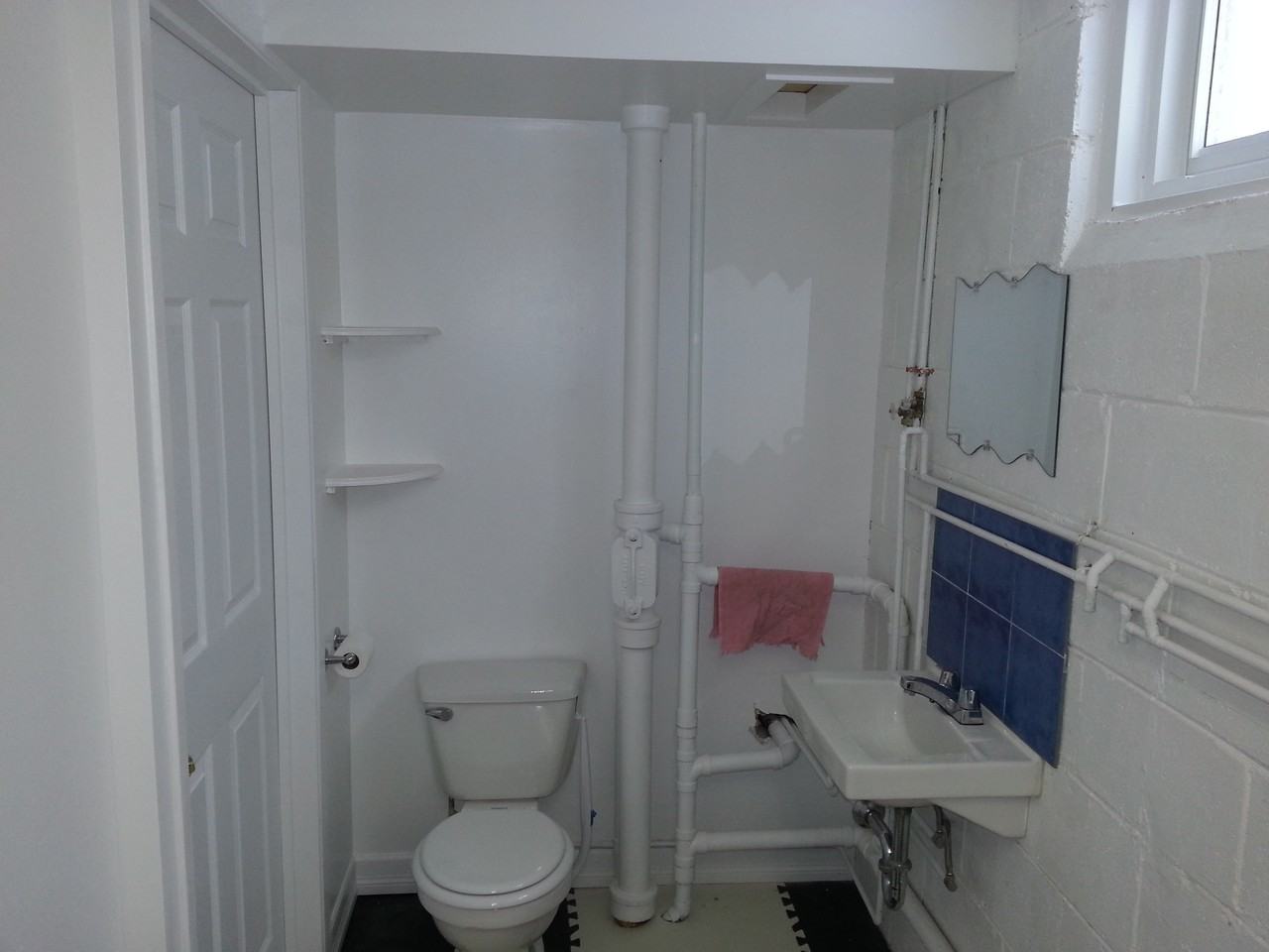 31 Chesapeake Ave - Photo 3 of 7