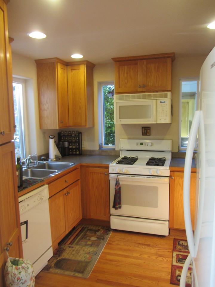 E Yesler Way & 27th Ave S - Photo 2 of 5