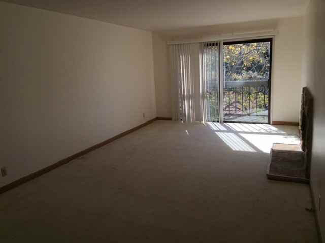 622 S Delaware St #6 - Photo 2 of 6