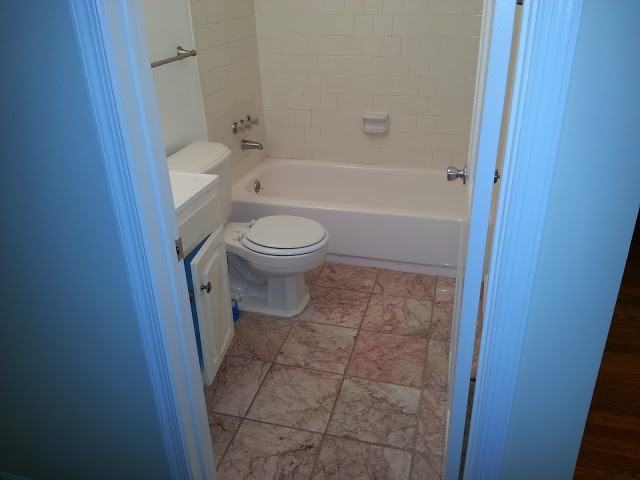 3805 Dunsinane Dr - Photo 3 of 5