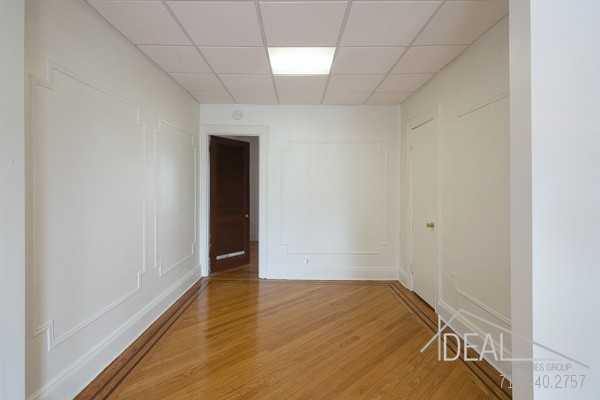 716 Greenwood Ave 2ndFL - Photo 3 of 6
