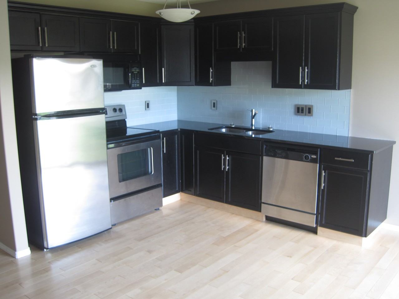 819 14 Ave #819 - Photo 2 of 7