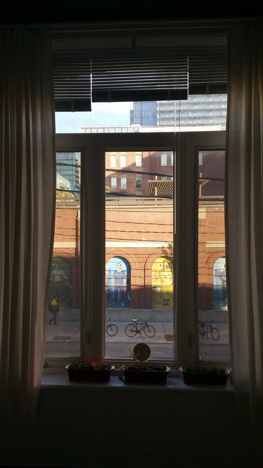 189 King St E - Photo 3 of 5