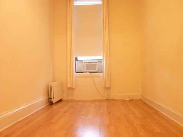 314 Court St - Photo 2 of 8