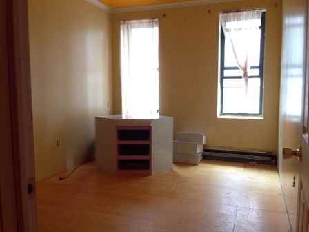 611A Wilson Ave - Photo 3 of 6