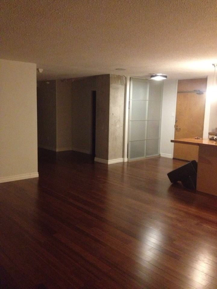 222 Spadina Ave - Photo 2 of 6