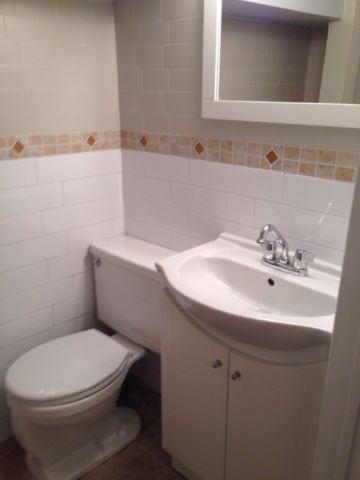 60 Farrow St - Photo 3 of 4