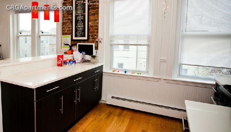 55 Plymouth St - Photo 2 of 4