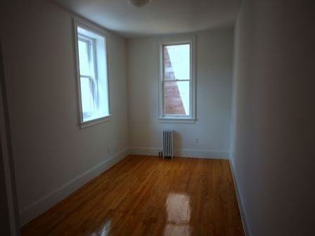 1504 8th Ave 3R - Photo 2 of 5