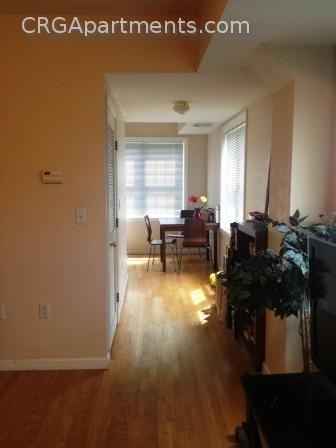 91 Winter St - Photo 3 of 9