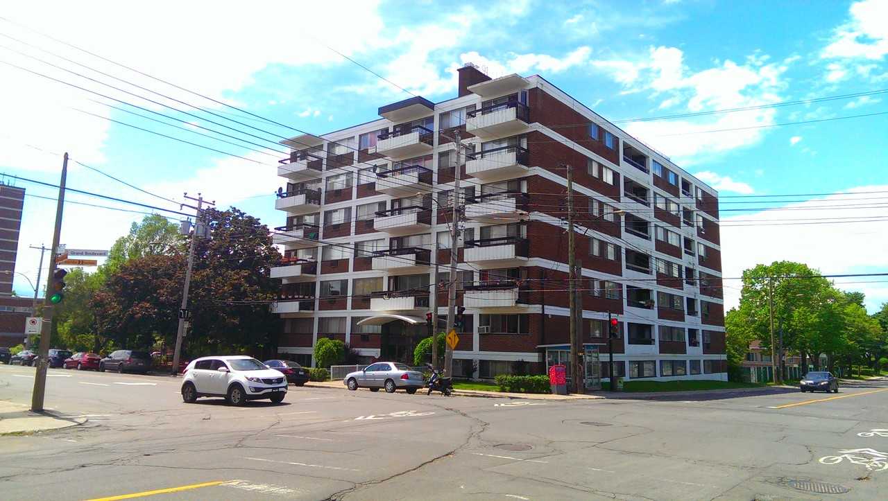 6205 Avenue Somerled