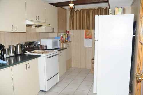 46 Heather Ln - Photo 3 of 6