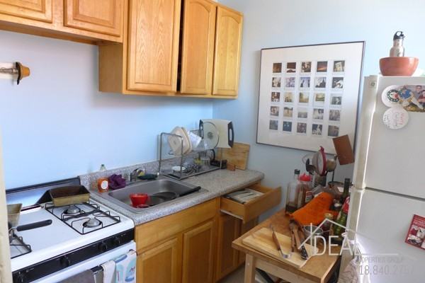 70 Putnam Ave - Photo 3 of 10