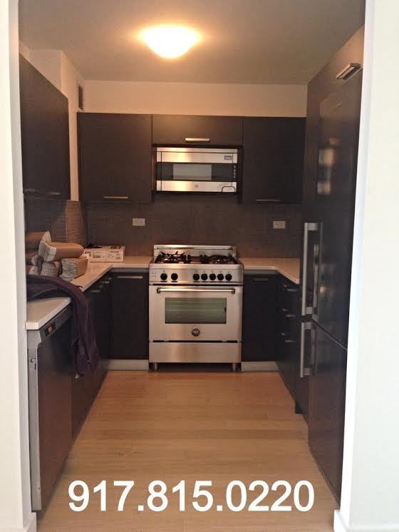 222 E 39th St - Photo 3 of 4