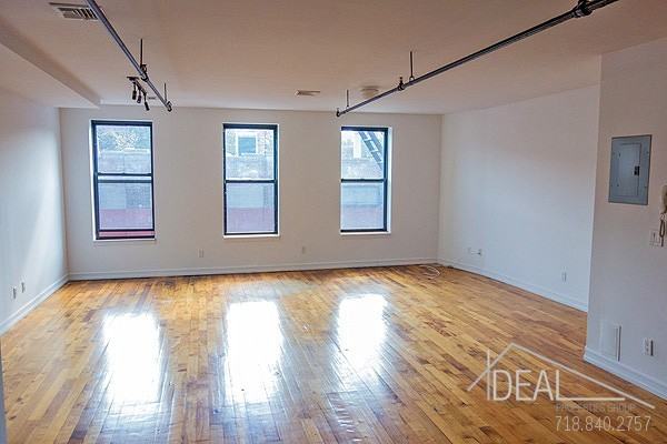 101 W 9th St - Photo 2 of 5