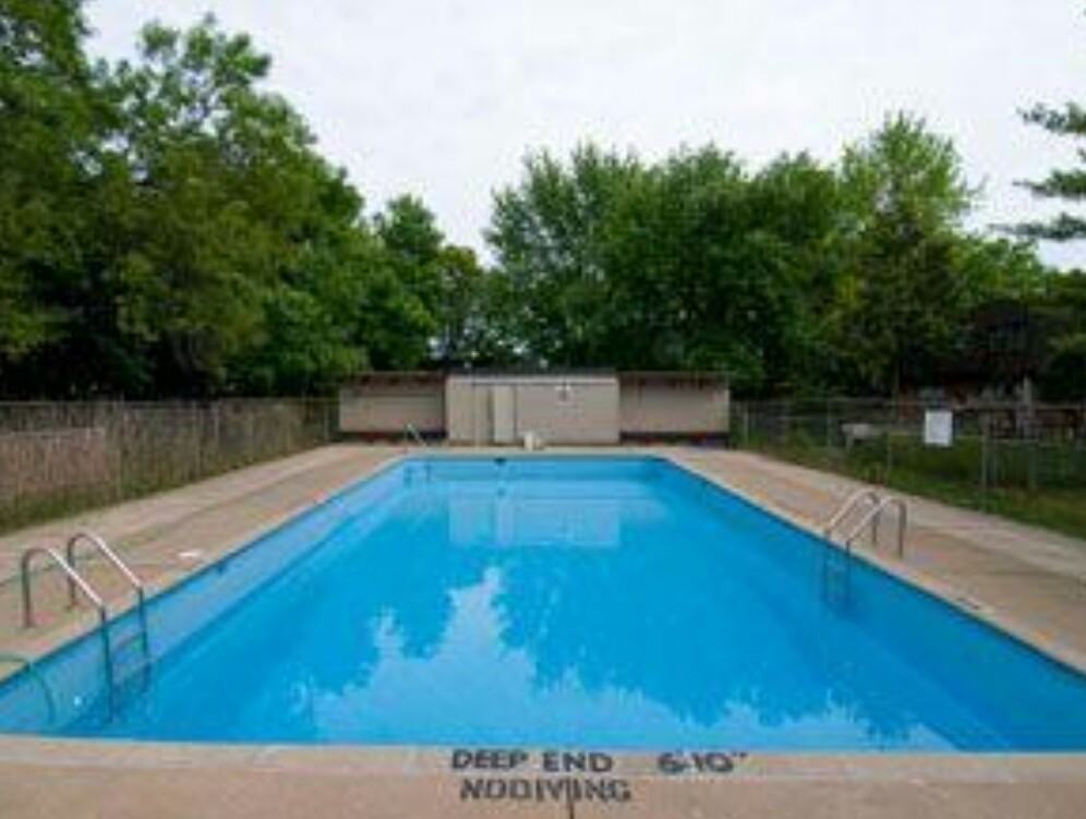 701 Dynes Rd 701 - Photo 3 of 4