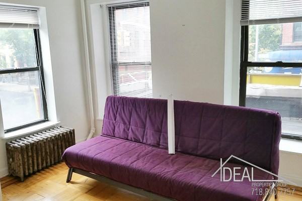 552 Henry St 2 - Photo 3 of 8