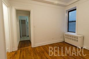 244 NW 72nd - Photo 3 of 6