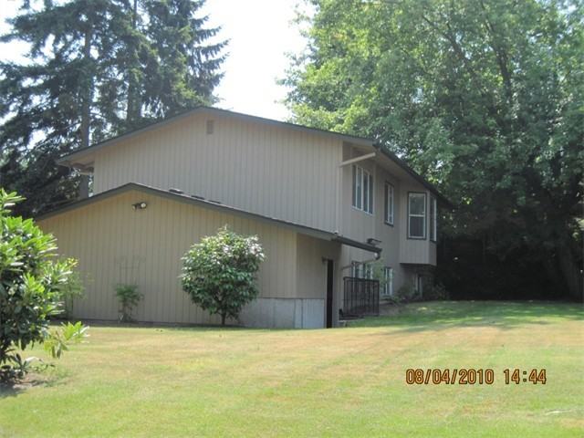 2720 SE 16th St - Photo 2 of 5