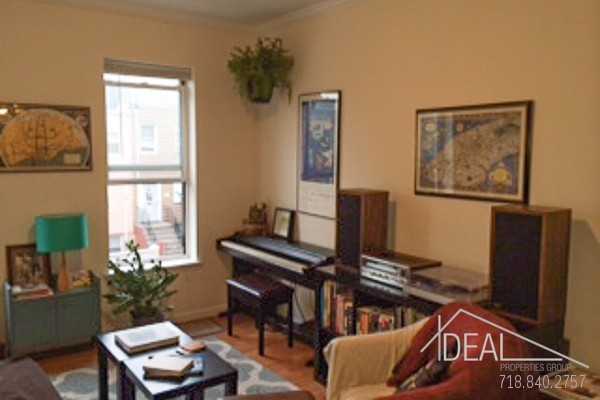 78 16th St - Photo 2 of 8