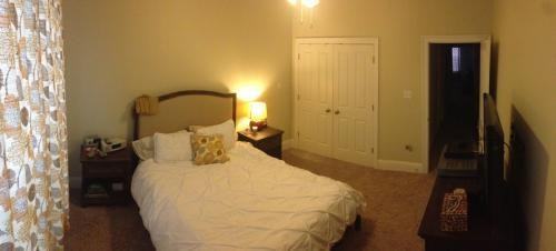 218 Abalon Ct - Photo 3 of 9