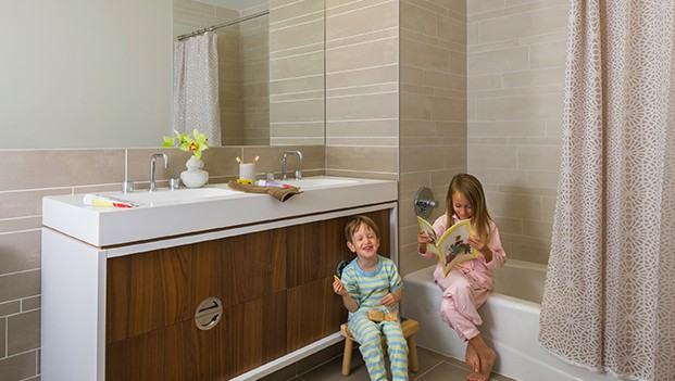 233 W 45th Ave - Photo 3 of 7