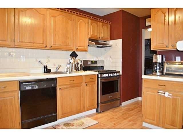 31 Parkside Dr - Photo 3 of 8