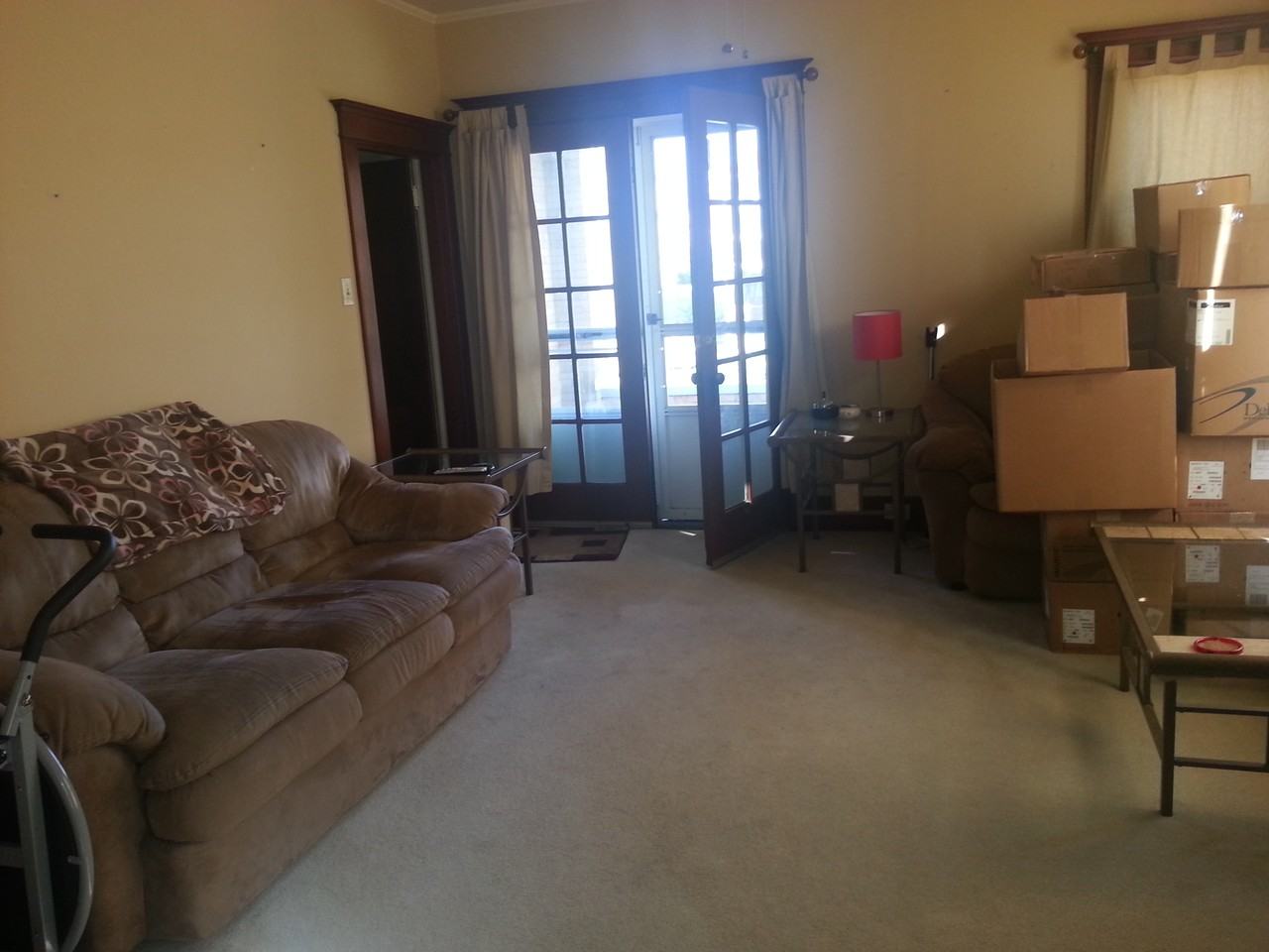 2943 Glenmore Ave - Photo 2 of 17