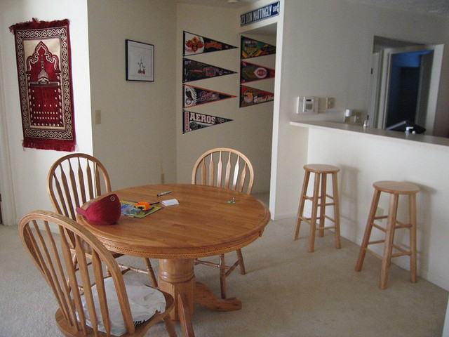 725 Castlegate Ln - Photo 2 of 9