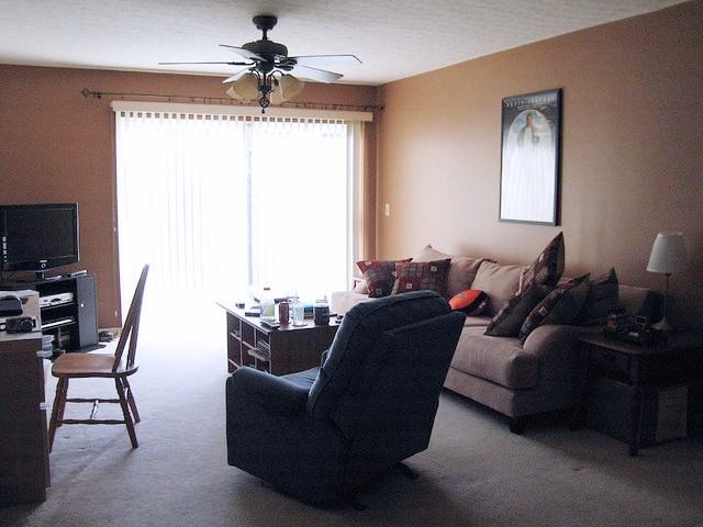 725 Castlegate Ln - Photo 3 of 9