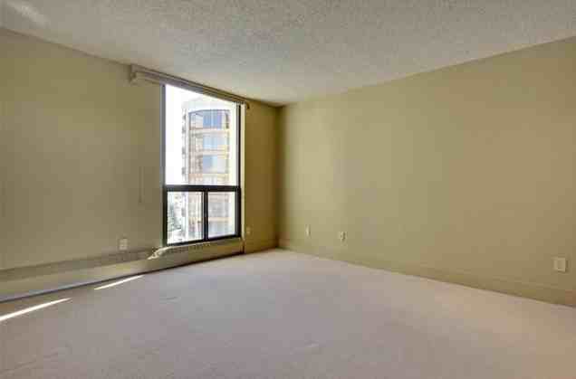 7030 Coach Hill Rd SW - Photo 3 of 4